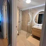 Vapartment Nova Vajnorska , Private Parking דירה *