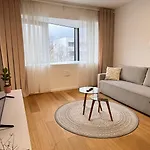 Vapartment Nova Vajnorska , Private Parking דירה *