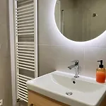 דירה Vapartment Nova Vajnorska , Private Parking