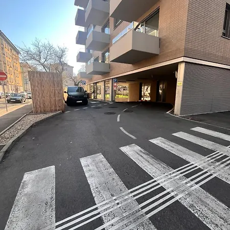 Apartment Vapartment Nova Vajnorska , Private Parking Bratislava