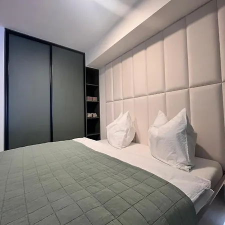 Vapartment , Private Parking