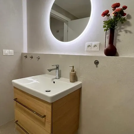 Vapartment Nova Vajnorska , Private Parking * Bratislava