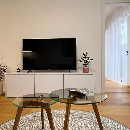 Vapartment Nova Vajnorska , Private Parking Apartment Bratislava