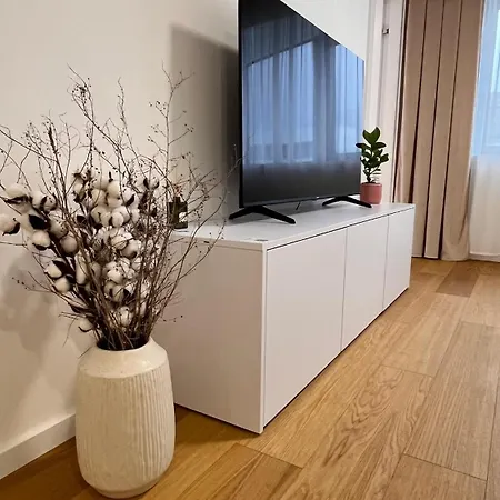 Vapartment Nova Vajnorska , Private Parking Daire *