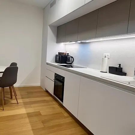 Vapartment Nova Vajnorska , Private Parking 브라티슬라바