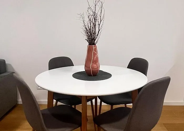 アパート Vapartment Nova Vajnorska , Private Parking ブラチスラヴァ