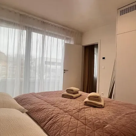 Vapartment Nova Vajnorska , Private Parking Apartament *