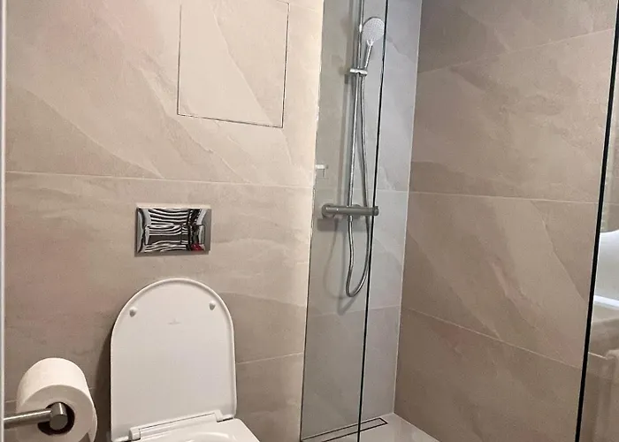 Vapartment Nova Vajnorska , Private Parking * ברטיסלאבה