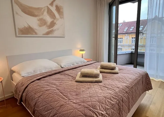 Vapartment Nova Vajnorska , Private Parking * ברטיסלאבה