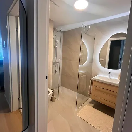 Vapartment Nova Vajnorska , Private Parking Apartman *