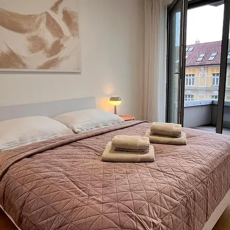 Vapartment Nova Vajnorska , Private Parking * Pozsony